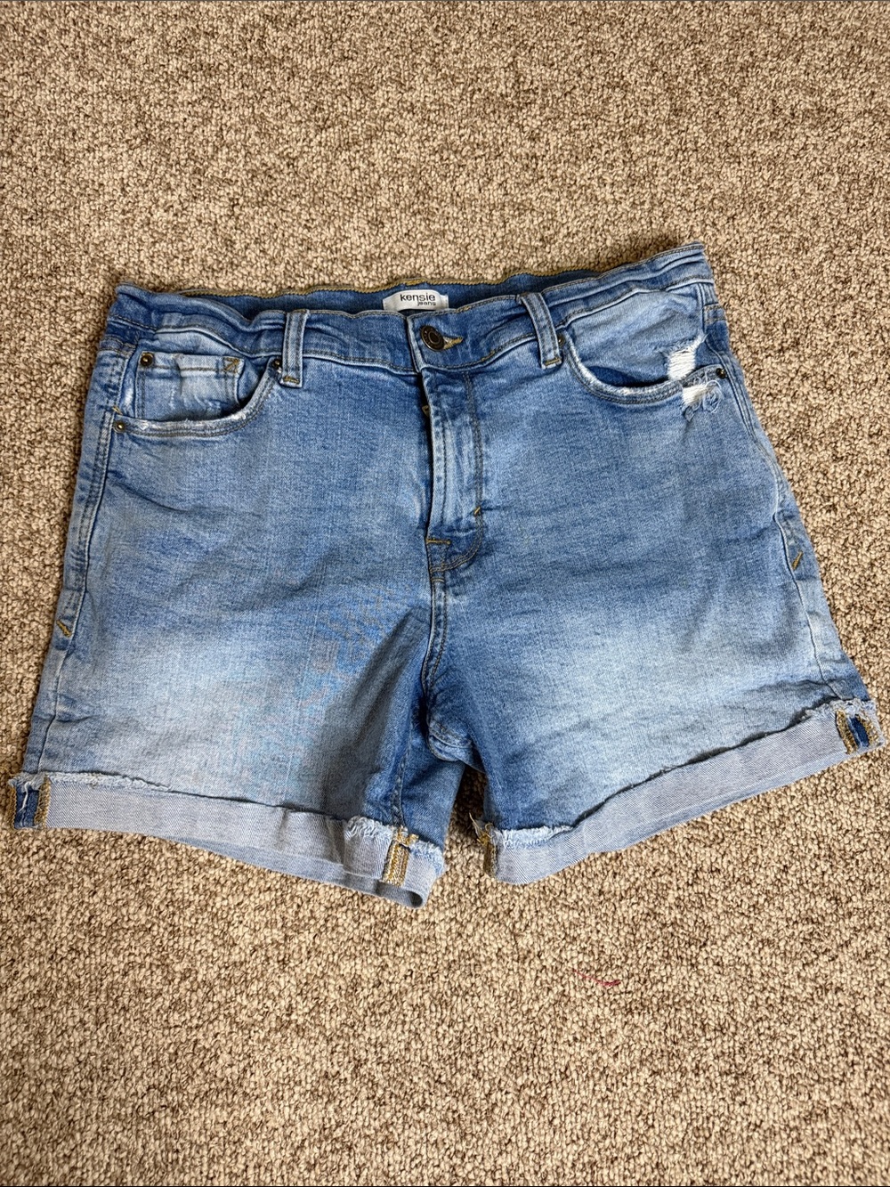Kensie Washed Blue Denim Roll-Up Jean Shorts size 8/29